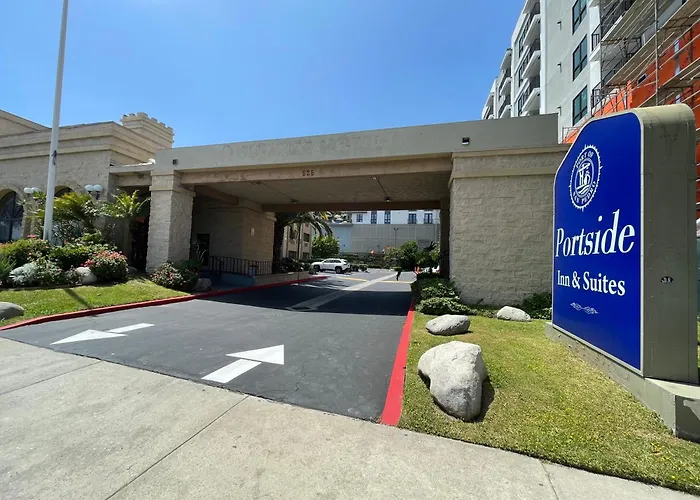 Portside Inn & Suites