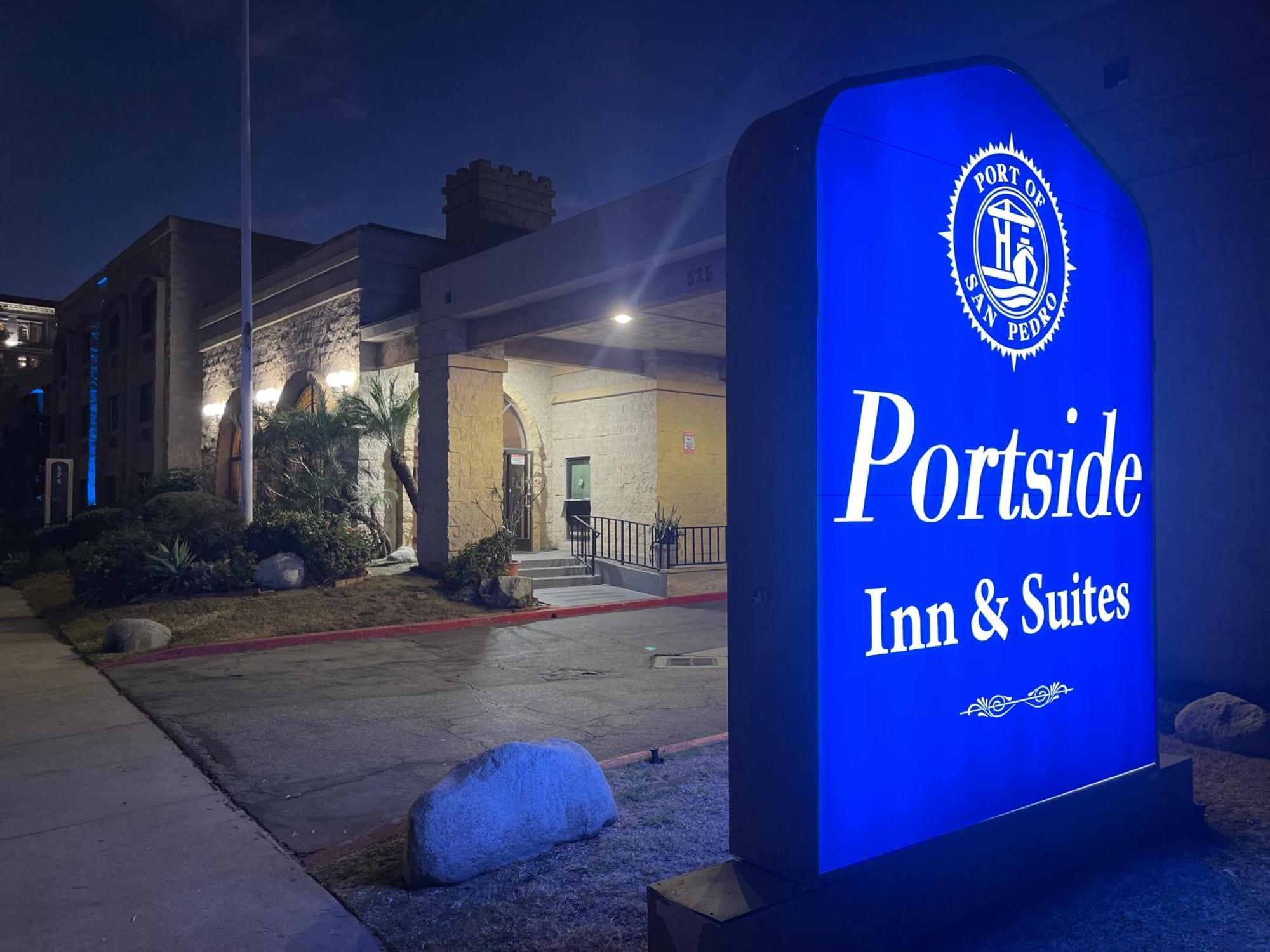 Hotel Portside &