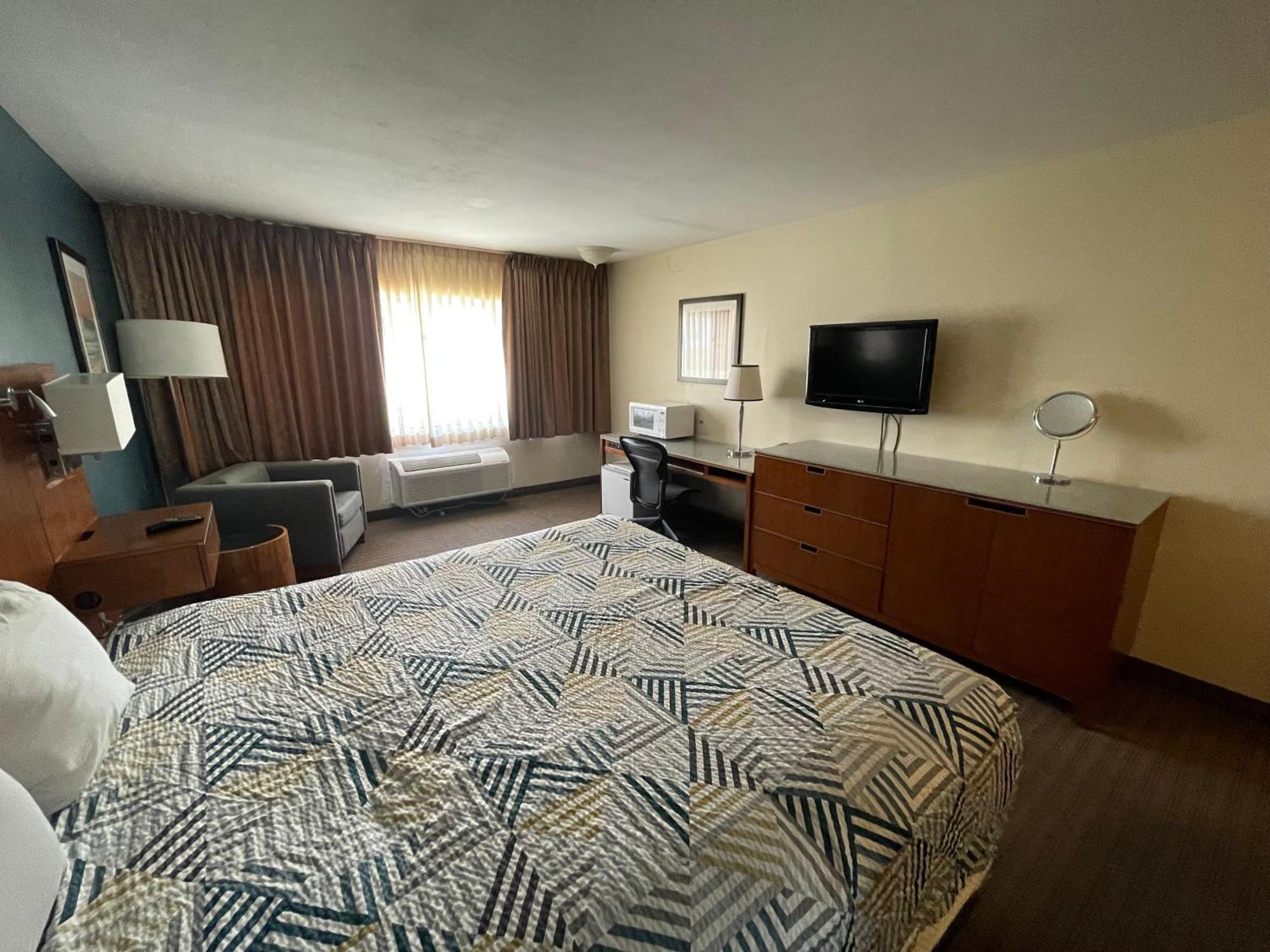 Portside & Hotel Los Angeles