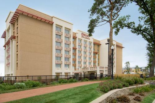 Portside & Hotel