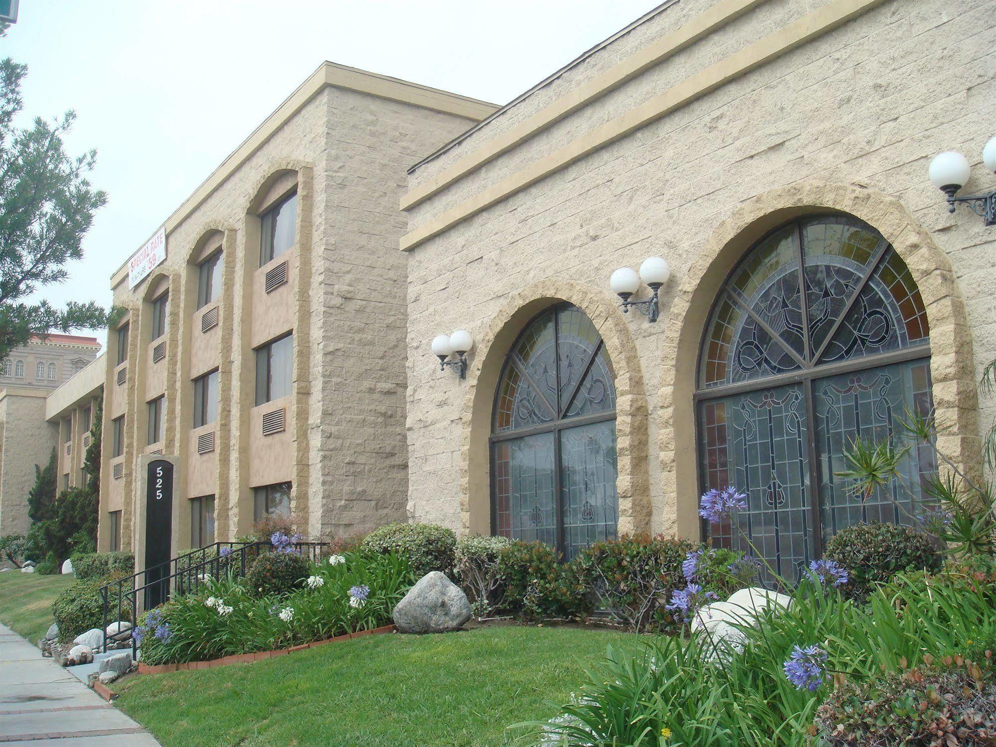 Hotel Portside &